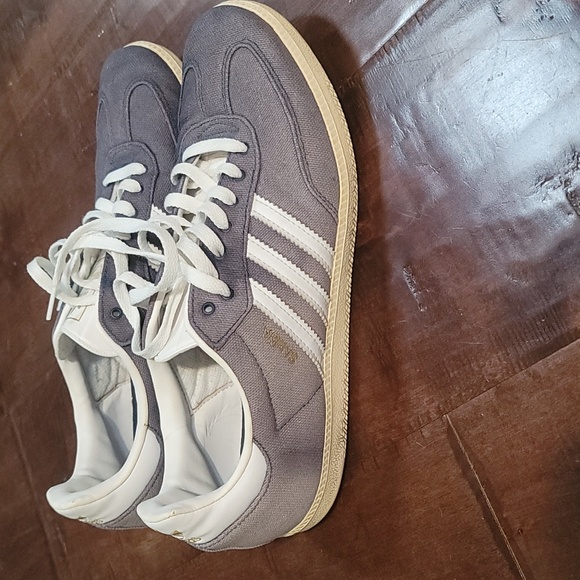 Mens Adidas Samba - Picture 3 of 7